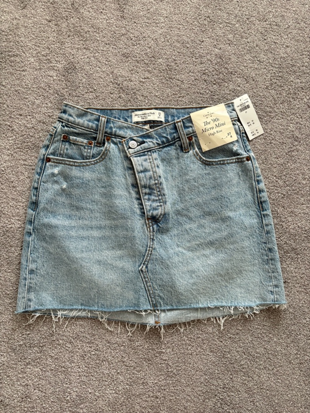 Abercrombie & Fitch The 90s Micro Mini High Rise Crossover Skirt (27)